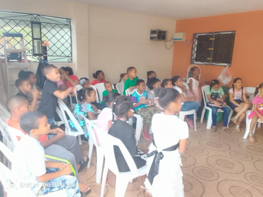 Actividad de fin de año para los niños de la clase de inglés